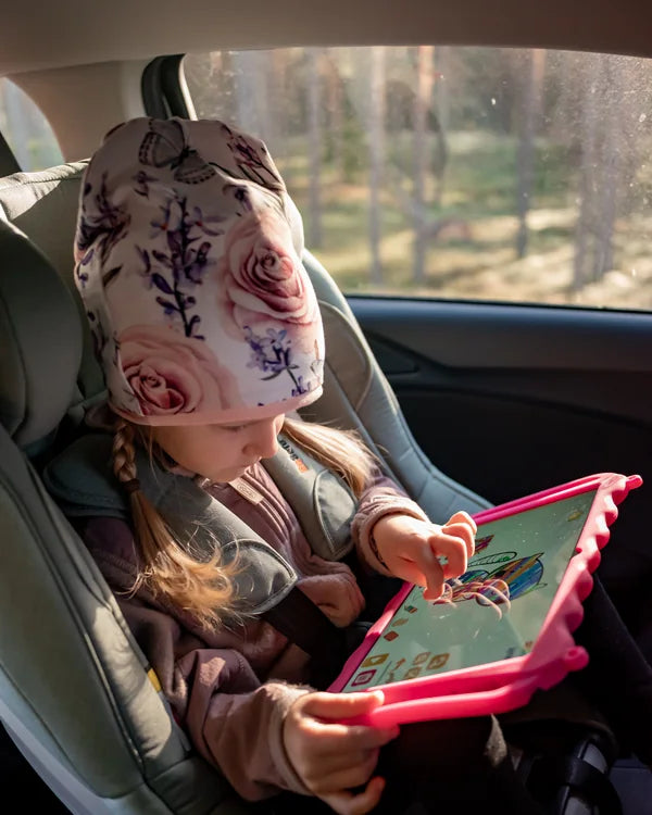 Laps Seifli tahvelarvutiga